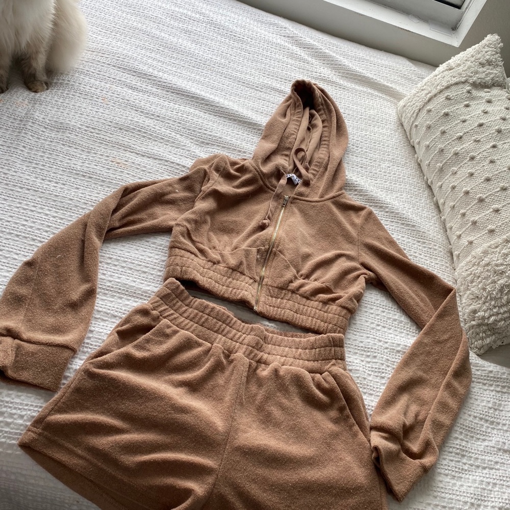 Vyvacious Fashion Terry Cloth Set, worn once!!!